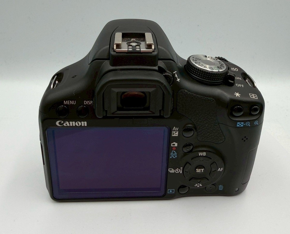 Canon EOS Kiss X3 Digital SLR Camera with EF-S 55-250mm Zoom Kit