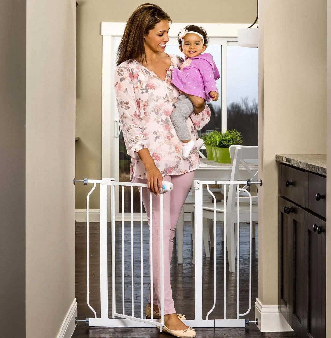 Extra Wide Baby Safety Gate 29"-38.5" Walk Through Door Pet Barrier Doorway