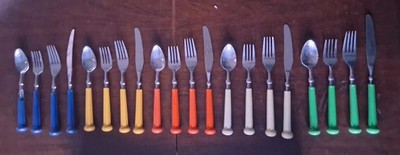 Extremely Rare 20pcs Set Oxford Hall  Flatware-FIESTA GO ALONG-Original Colors