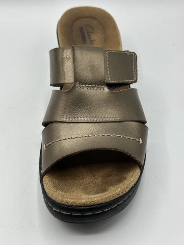 Sandali donna Clarks bronzo metallizzato marrone slip on pelle misura 6M cinturino - Foto 3 di 16