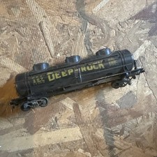 Lot Of 23 HO Scale Rolling Car /Box Cars - Oil Tankers - Caboose - Mixed Brands