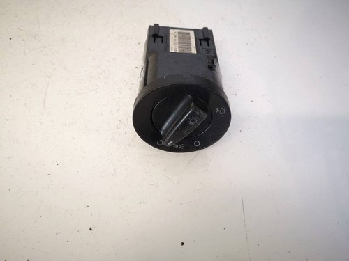 3B0941531B Scheinwerfer Schalter 3B0 941 531 B  3B0941531B Volksw DE2809820-70