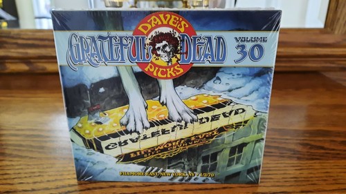 Grateful Dead Dave's Picks Vol 30 NY Fillmore East 1/2/70 3CD + Bonus disc NEW - Picture 3 of 10