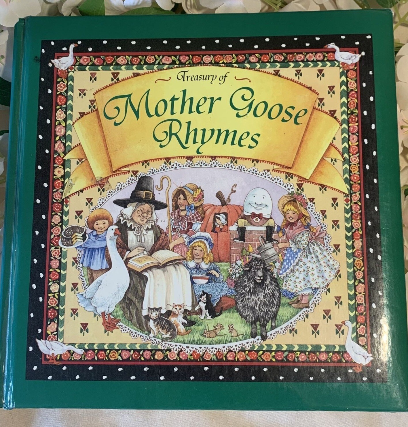 Treasury Of Mother Goose Rhymes Hardcover Book 1998 Publications International