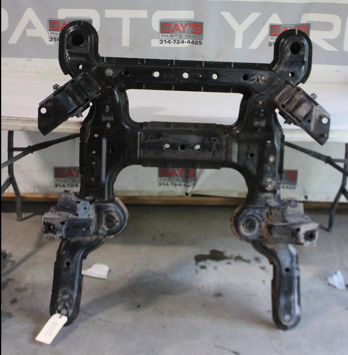 2008 Pontiac G8 GT Front Cradle Cross K Member Sub Frame OEM