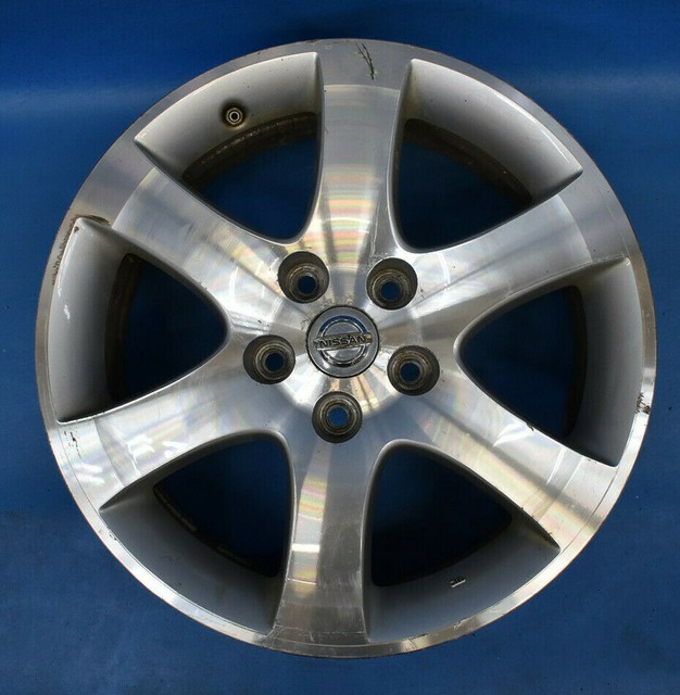 Nissan Quest 20072010 Used OEM Wheel 17x6.5 Rim 17" TPMS ZM71A SILVER