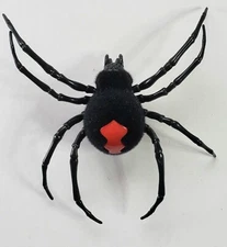 Robo Alive Crawling Spider Battery Powered Black Widow 5" Long Creepy!
