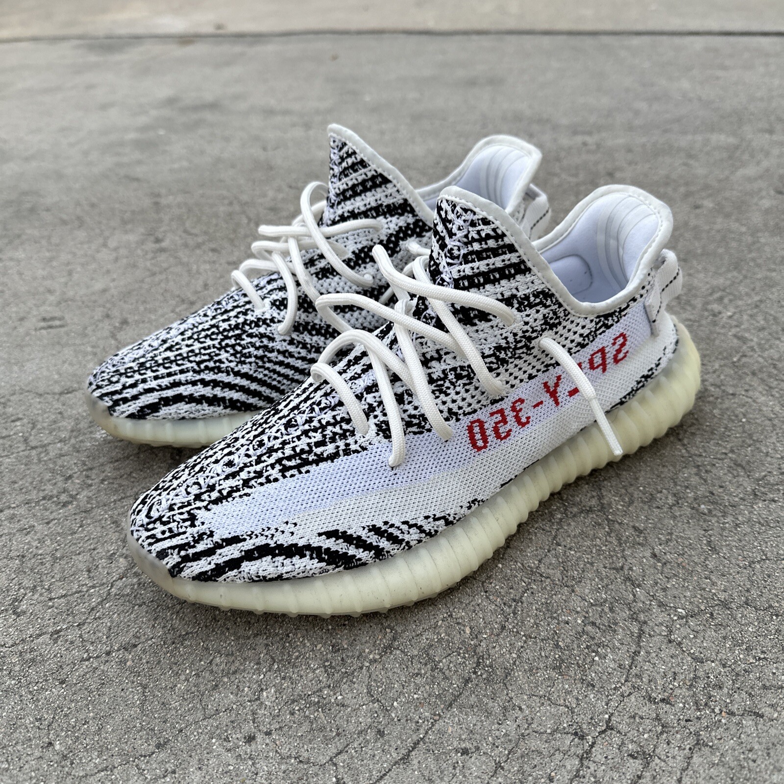 Zebra Adidas Yeezy 350 V2 Release 2018 Yeezy 2018 Release