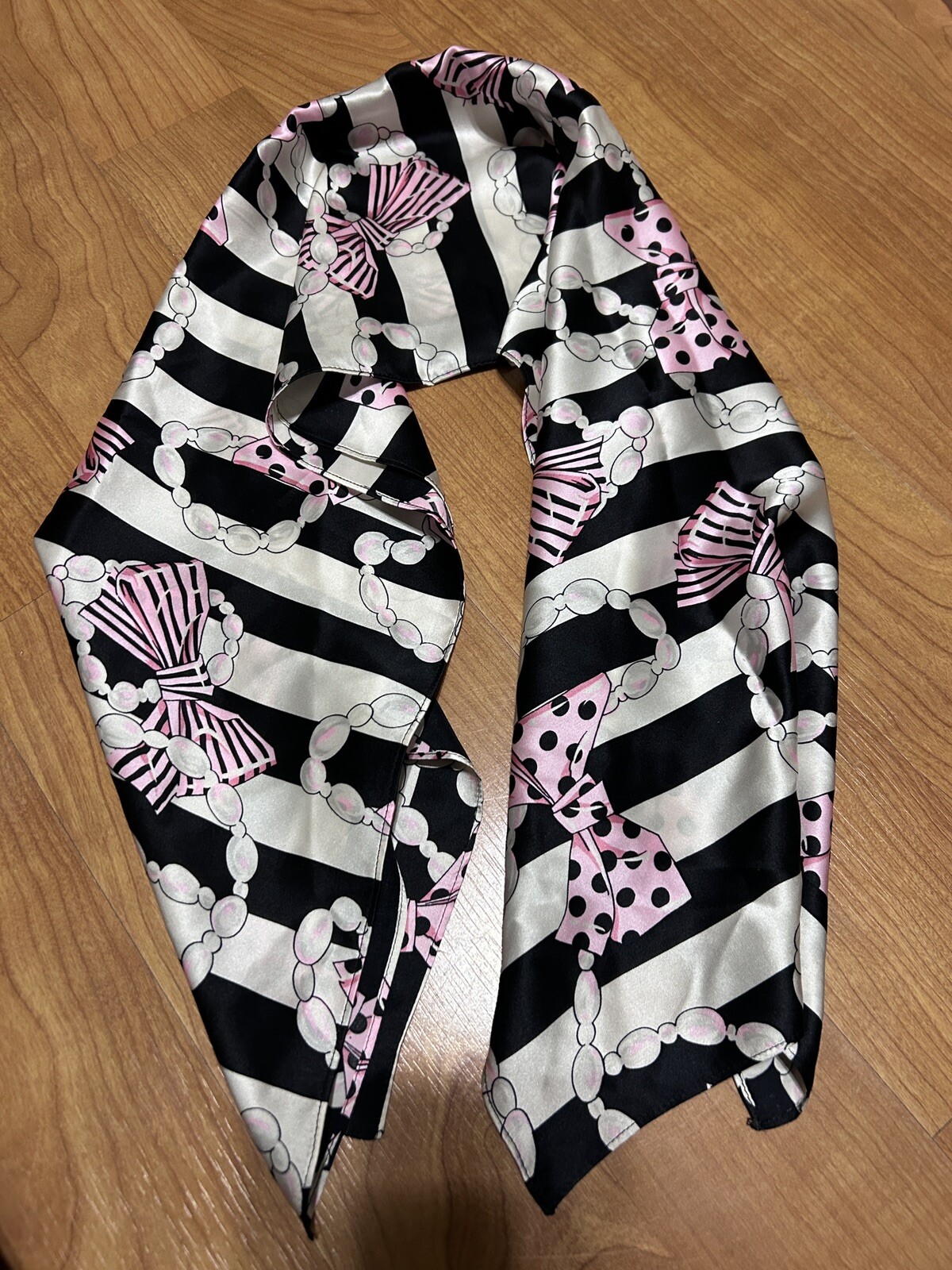 Foto 1 di 4