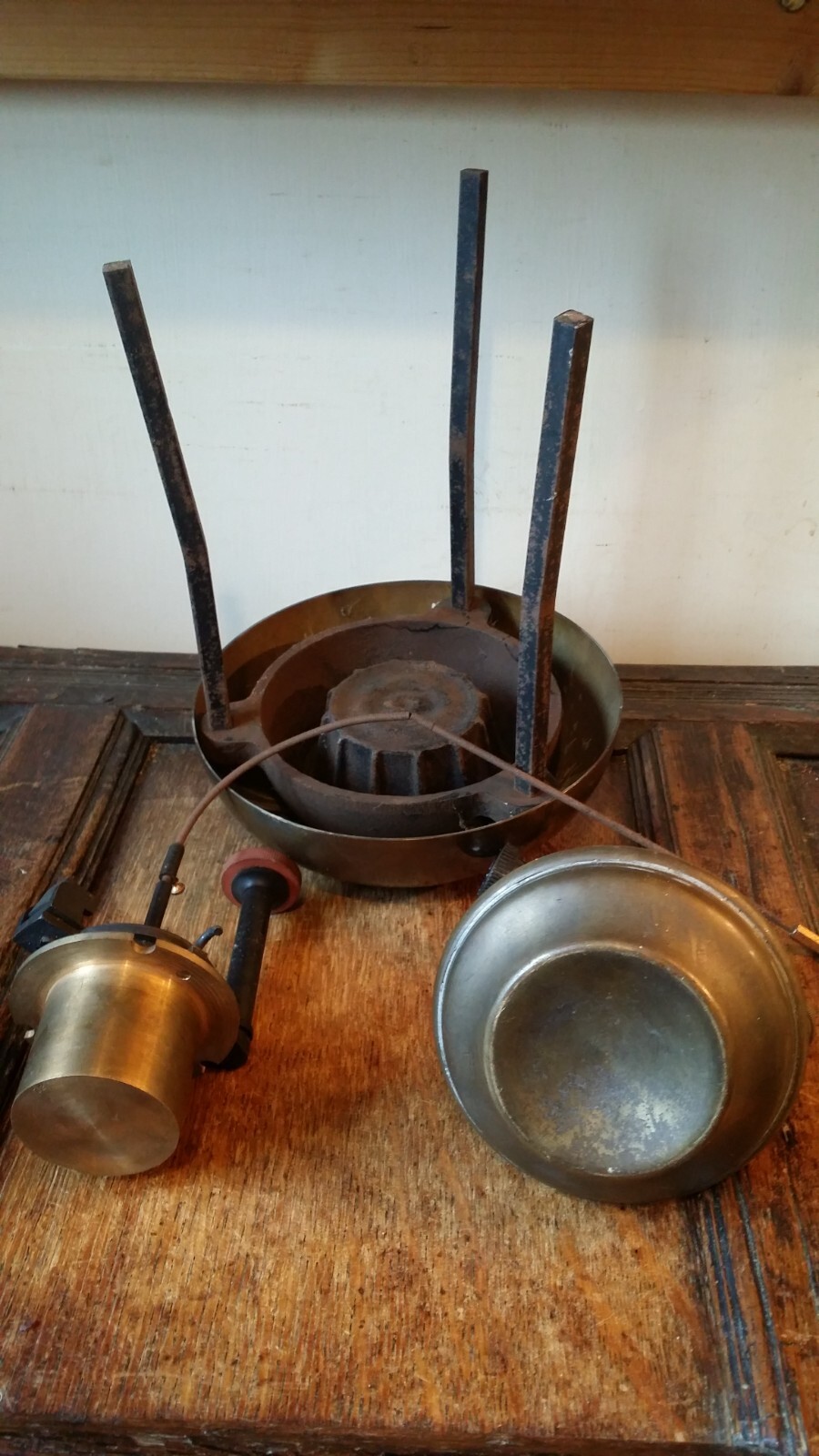 ANTIQUE 1930'S LARGE BRASS FLASH POINT TESTER BAIRD & TATLOCK - CASED LABORATORY