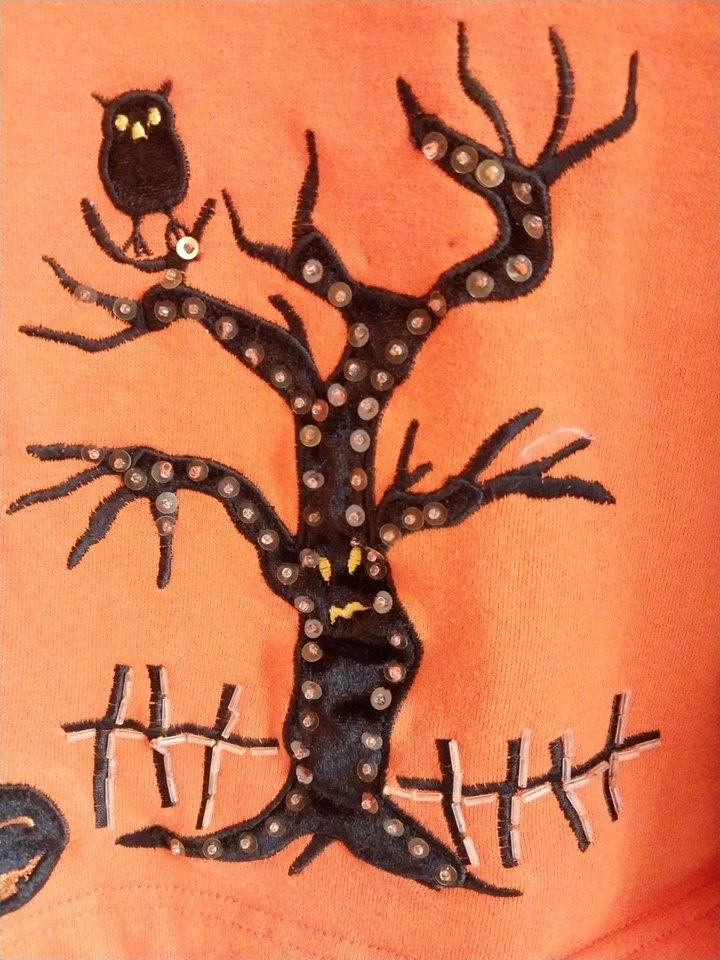 Vintage White Stag Halloween Large Orange Embellished Sweatshirt  with Beading - Imagem 4 de 4