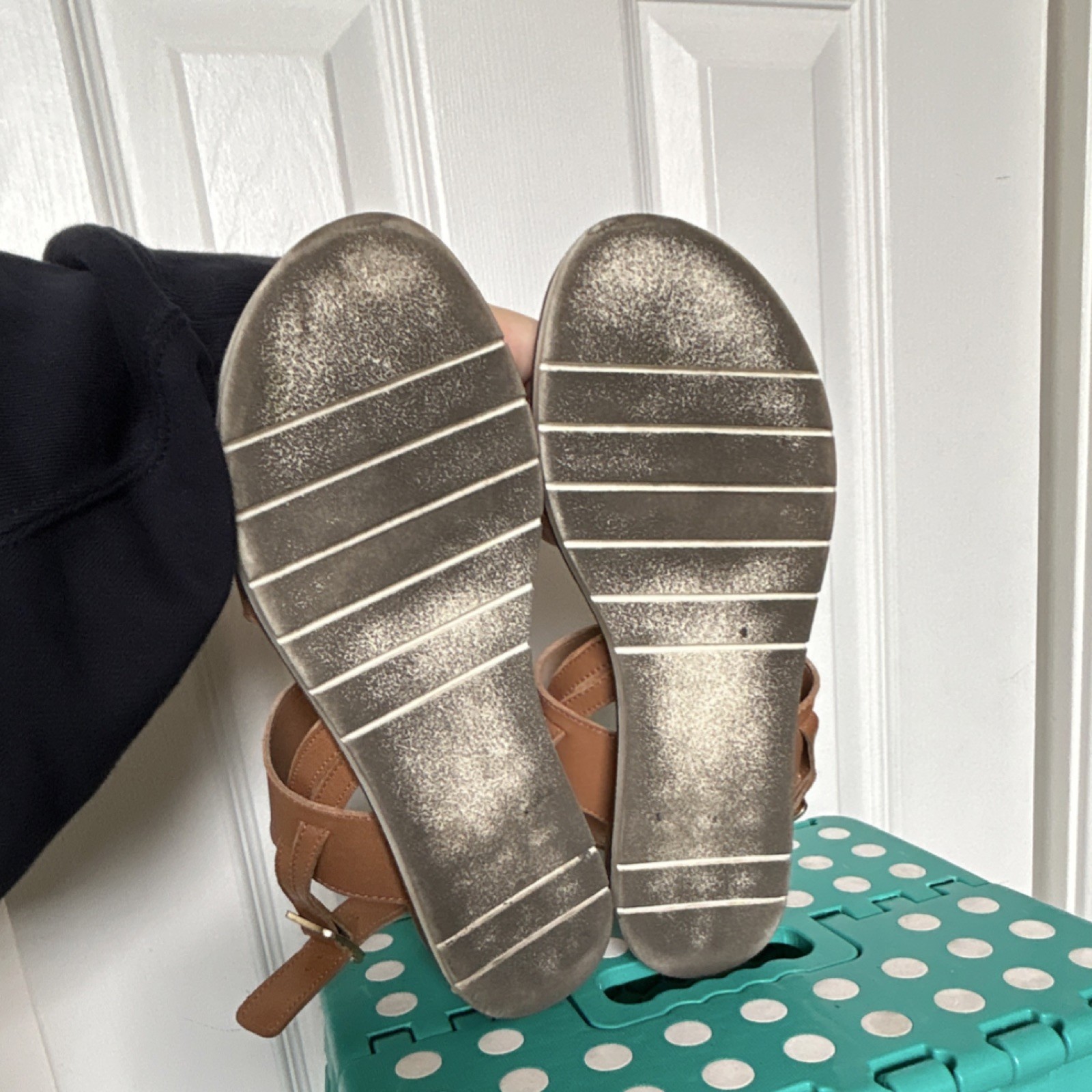 Universal Thread Brown Strappy Buckle Flat Women'… - image 3