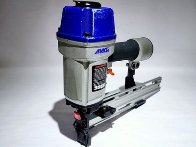 APACH LU-851F2, Pneumatic Medium Crown Stapler, 7/16'' Crown, 1'' to 2'' Leg