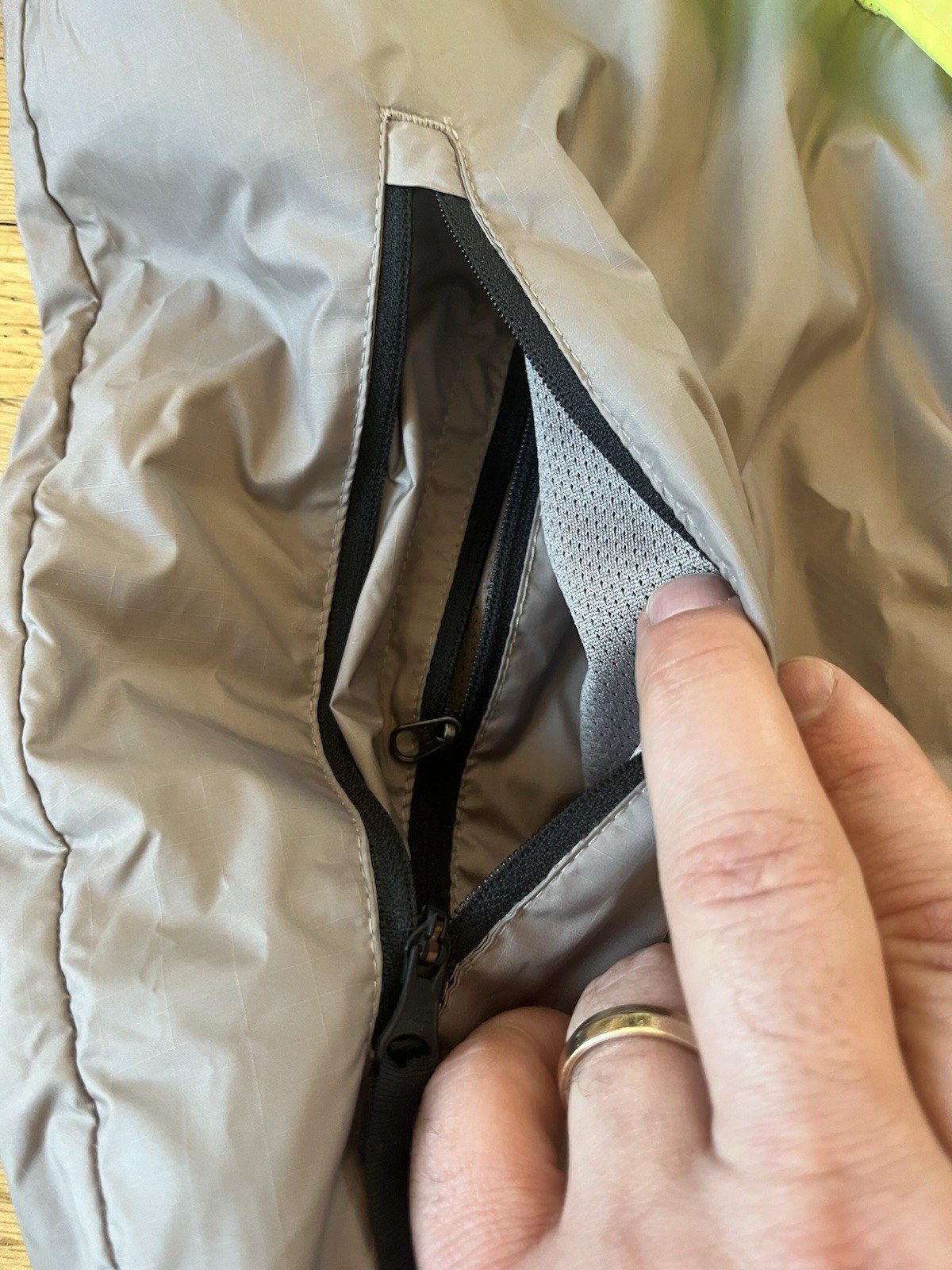 Nike Shield Trail Running Jacket Windbreaker Mens… - image 7