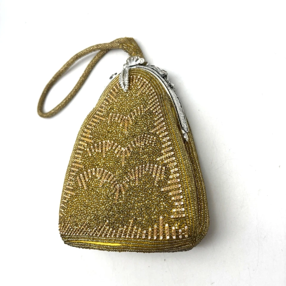Bolso sin asas de muñeca de noche de lágrima acentuado con diamantes de imitación con cuentas de oro ornamentado de la década de 1930 5x6" Foto 4 de 4