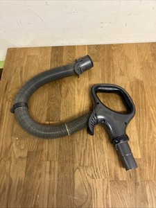 Shark Bodenstaubsauger Ersatzteile Griff + Schlauch funktionstüchtig NV340UKR 31