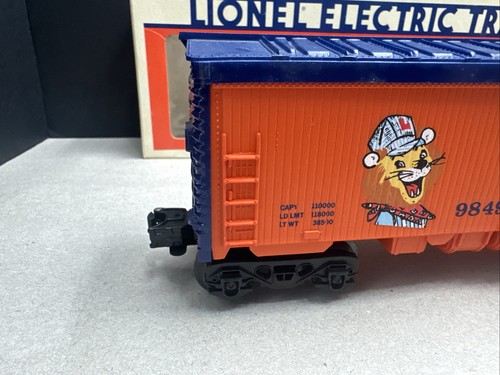 LIONEL 6-9849 BILLBOARD REEFER BOX CAR - Picture 2 of 13