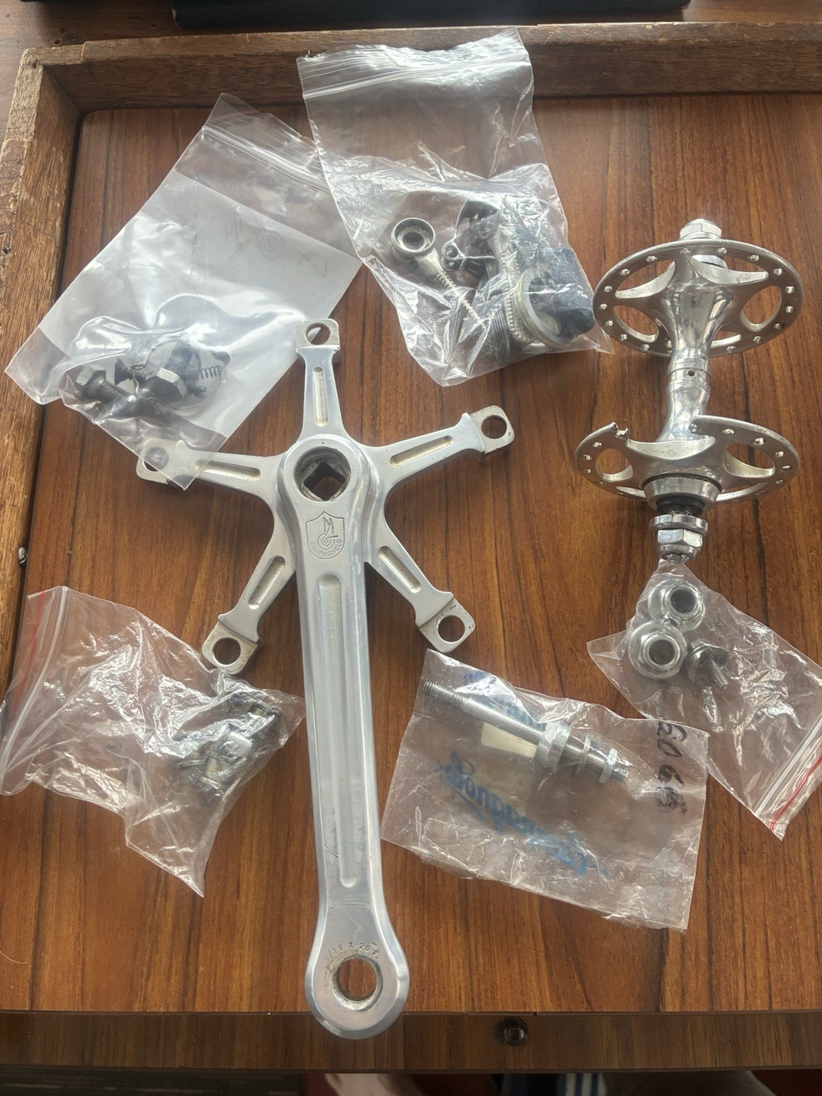 Mixed Lot Vintage Campagnolo Bicycle Parts Sheriff Star Pista Broken For Parts (139.00 USD) Mixed Lot Vintage Campagnolo Bicycle Parts Sheriff Star Pista Broken For Parts (139.00 USD)
