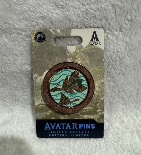 New 2023 Disney Avatar The Way Of Water Pandora Ilu Banshee Spinner LR Pin