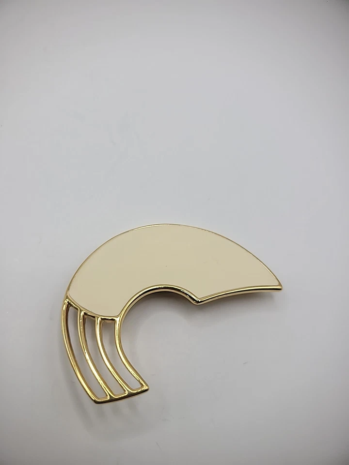 Vintage Monet Brooch Pin Beige Enamel Moon Shaped Cut Out Jewelry Costume - Image 4 of 4