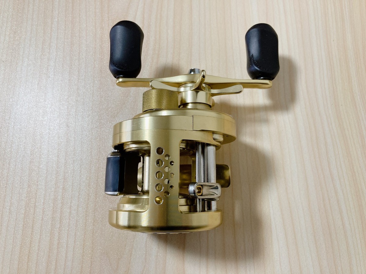 Baitcasting Reel 00 CALCUTTA CONQUEST 201 RH441201 Left IN