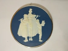 VTG Christmas Carolers Cameo Ornament Norman Rockwell Hallmark Keepsake 1981 #2