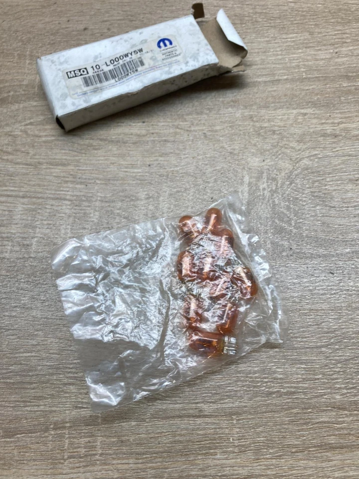 l000wy5w 46536 other interior light chrysler 300m - Image 2 of 4