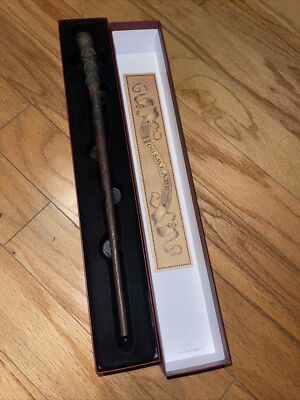 Wizarding World of Harry Potter Reed 12 Ollivander's Wand Hogsmeade Map & Box