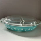 Vintage MCM Pyrex Turquoise Snowflake 1.5 Quart Divided Casserole Dish With Lid
