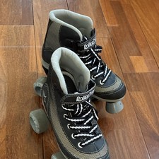 Roller Derby Firestar Youth Roller Skates Size 2 MPN 5015-6370