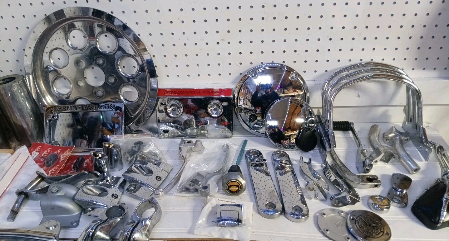 Large Harley Davidson Parts Lot, Mix, Various Years and Models 90-24