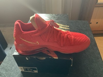 Nike LeBron XVII Low PH   University Red Gold   neu   OVP   EU 43