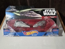 Hot Wheels Star Wars Starship Star Destroyer vs. Mon Calamari Cruiser MOC