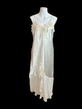 Vintage ENCHANTING Satin Peignoir Nightgown Chiffon Ruffled Hem Sz Medium Bridal