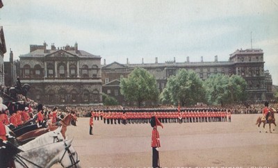 AK London Trooping the Colour Queen Birthday Valentine Valesque
