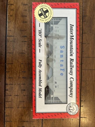 Coche de grano InterMountain Santa FE 3 bahías PS2 315930 1019B | Zustand: New