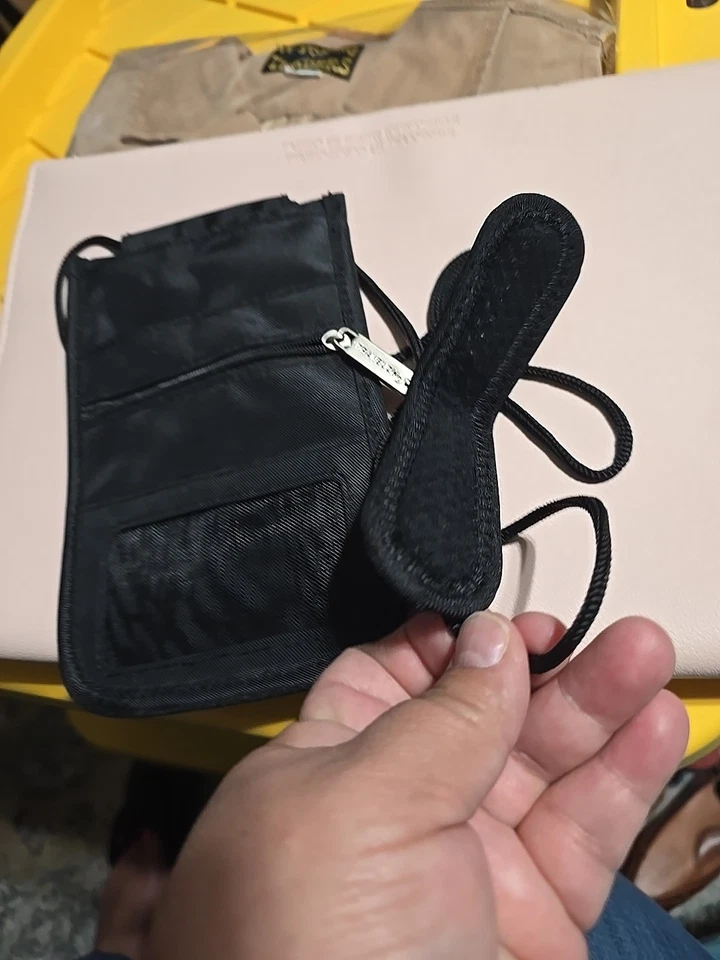 Travelon RFID Blocking Deluxe Boarding Pouch, Black, One Size - Image 3 of 4