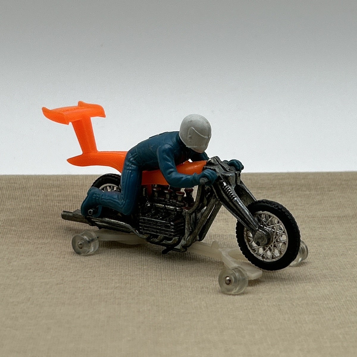 Hot Wheels Hot Wheels RRRumblers MOTOR⑥ Hot Wheels RRRumblers High Tailer Orange & Blue Rumblers
