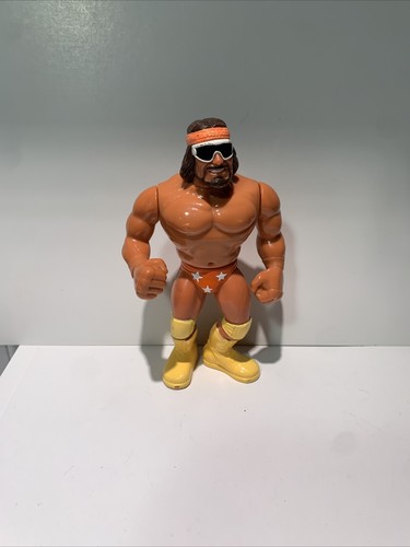 Macho Man Randy Savage WWF WWE Hasbro  1990 Titan ...
