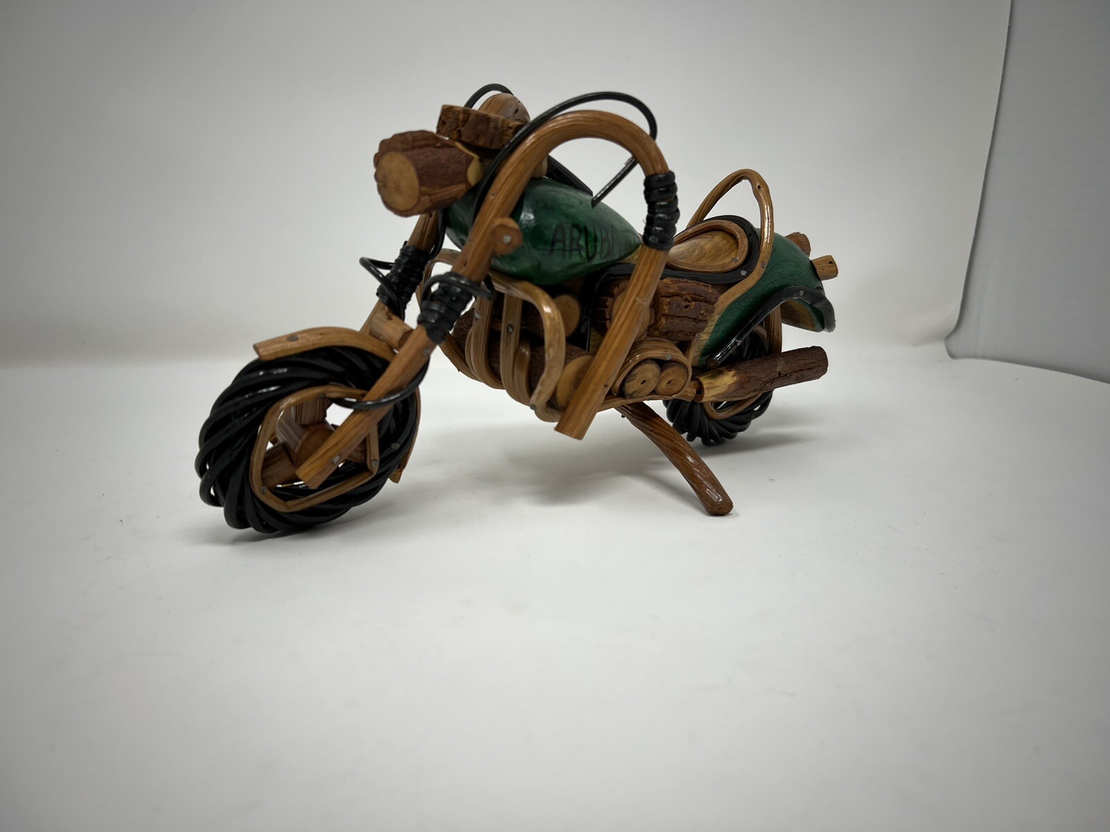 Picture 2 of 11