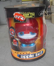 RARE 2000 Trendmasters Johnny Apple Bot Robot Toy NIP