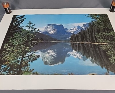 Vintage American Oil Company Scene Print Square Top Mountain Wyoming 18'' X 24''