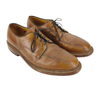 Allen Edmonds Hillcrest Leather Oxford Shoes in Walnut Brown  display picture 2