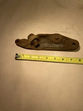 Vintage 1958-1959 Ford Power Steering Mounting Bracket EDB-33559-A