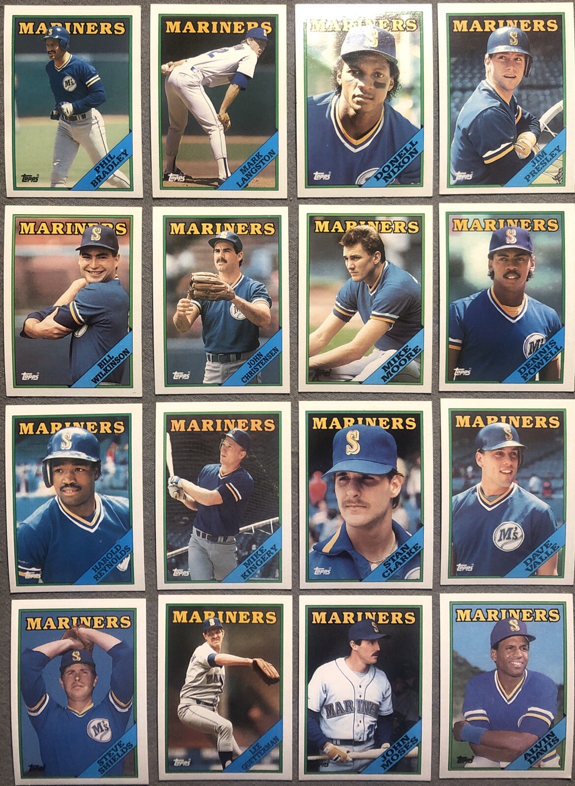 (16 Card Lot) Seattle Mariners 1988 Topps MLB Trading Cards (Vintage Team Lot)