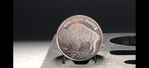 1/10th oz Buffalo Silver Round silver round - Picture 17 of 17