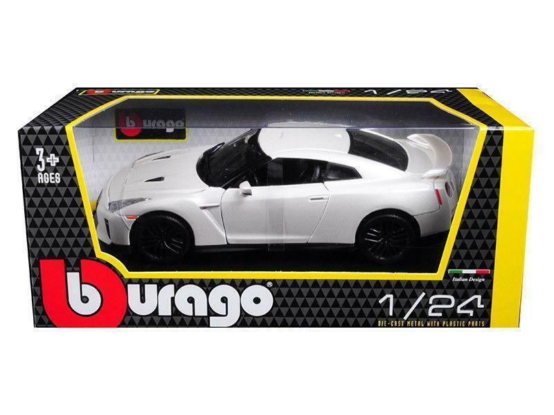 2017 Nissan GT-R R35 White 1:24 Model Car - Bburago - 21082WH*