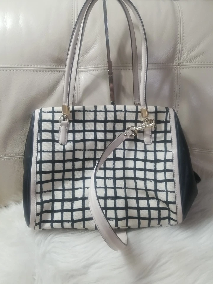 Bolso Coach Blanco Brillante 28082 Madeline ¡En muy buena condición! Foto 2 de 4