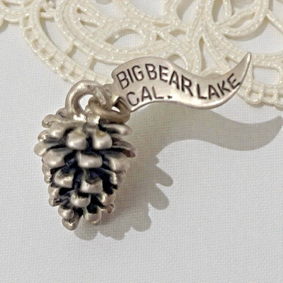 BIG BEAR LAKE, CAL. 925 Sterling Silber Tannenzapfen Anhänger Charm