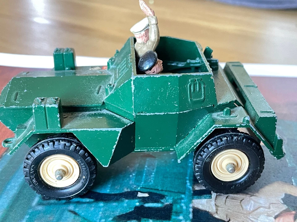 BRITAINS LTD No 9781 British Scout Car Daimler MKII WWII 1974 - Image 3 of 4